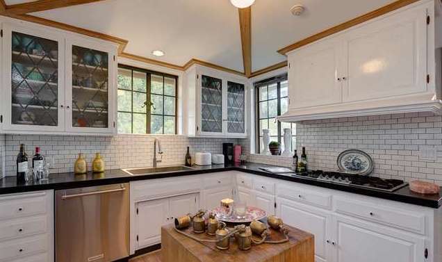 Beachwood Canyon, Hollywoodland, Hollywood Hills East, ACME, Real Estate, Celebrity, Mansion, Dream Home