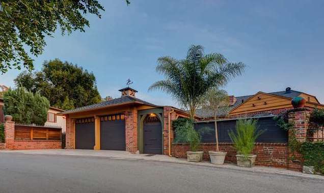 Beachwood Canyon, Hollywoodland, Hollywood Hills East, ACME, Real Estate, Celebrity, Mansion, Dream Home