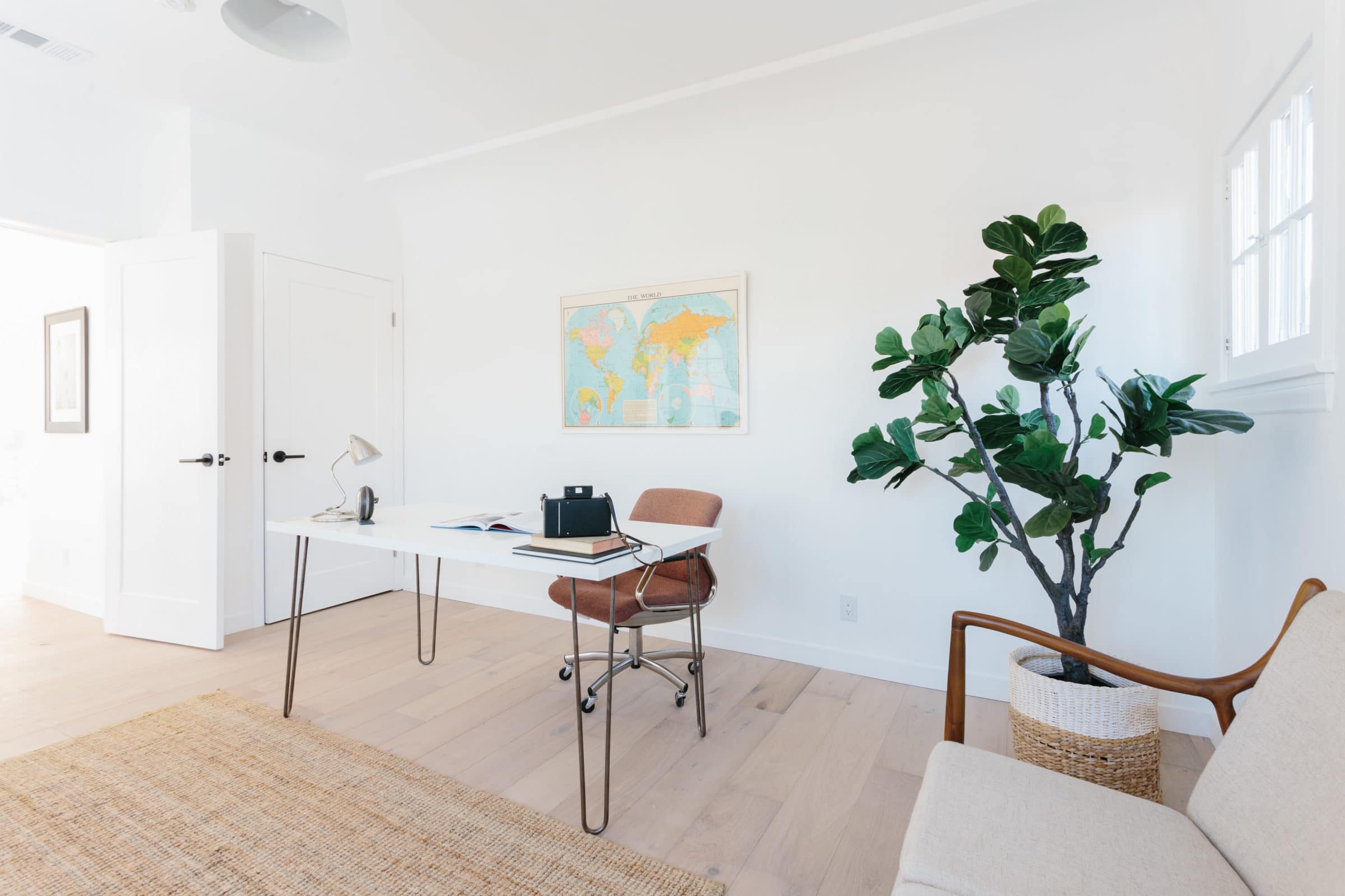 Jefferson Park, Mid-City, Park Hills Heights, ACME, Real Estate, Courtney Poulos, Spanish, Modern