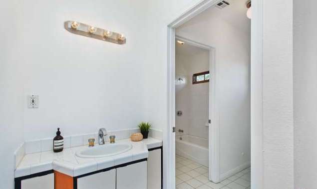 Mount Washington, Mt. Washington, Traditional, ACME, Real Estate
