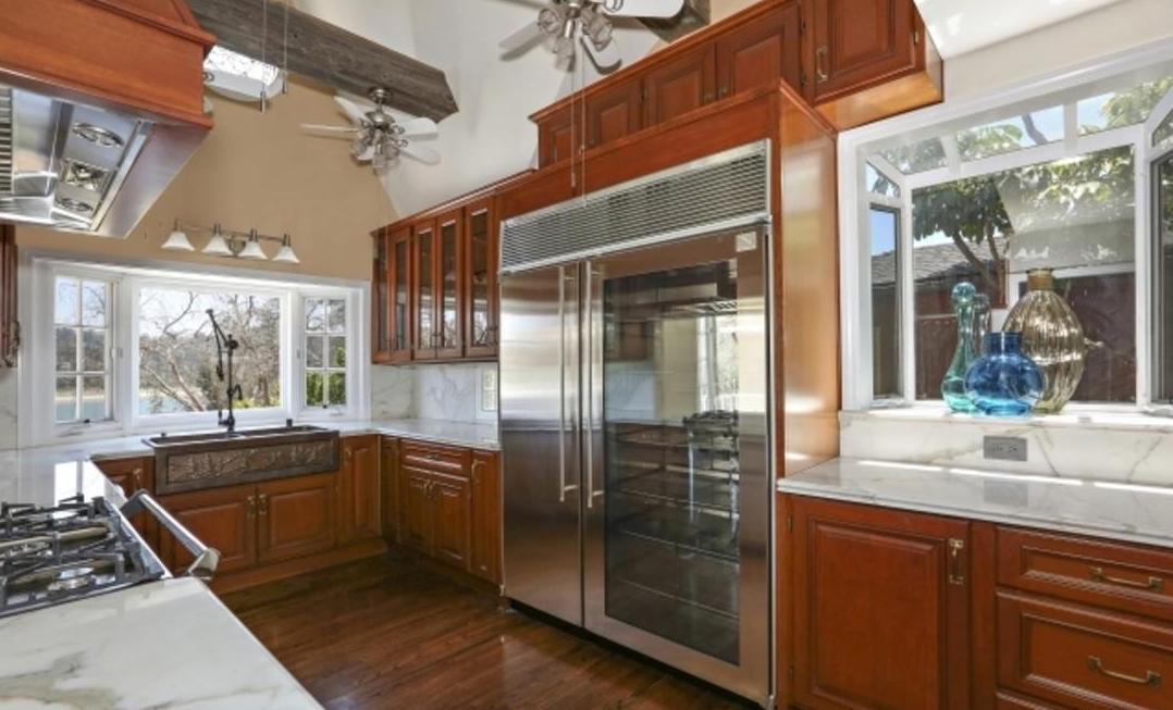 Silver Lake, Tudor, Reservoir, ACME, Real Estate