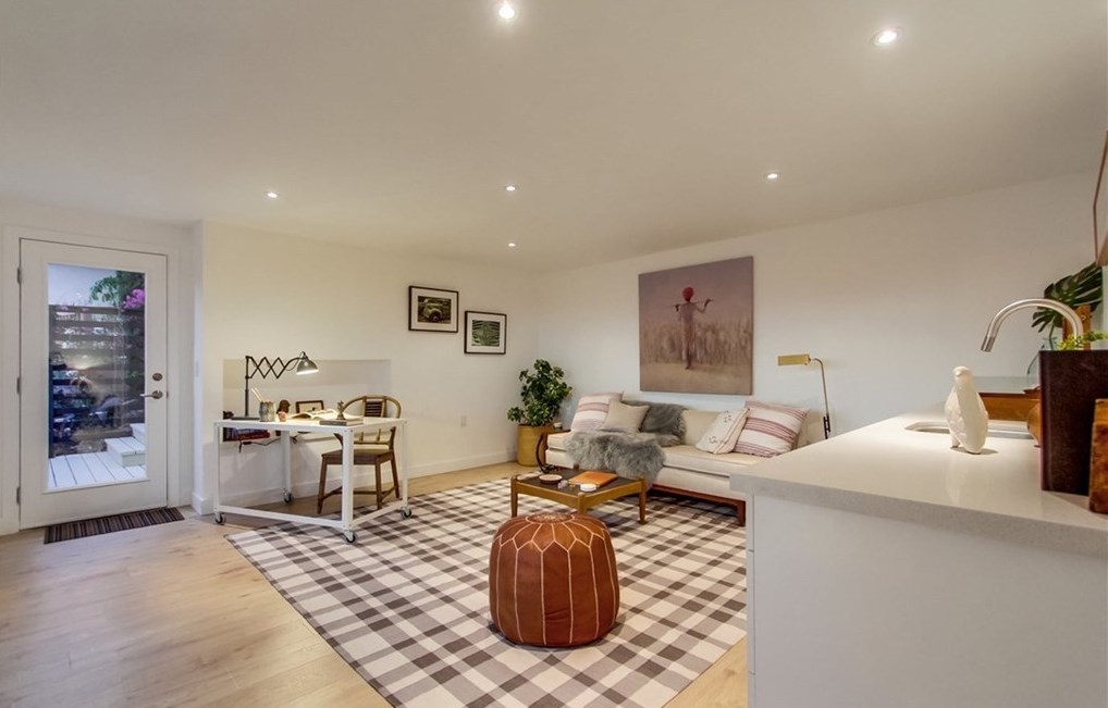 Adams Hill, Modern, Views, ACME, Real Estate