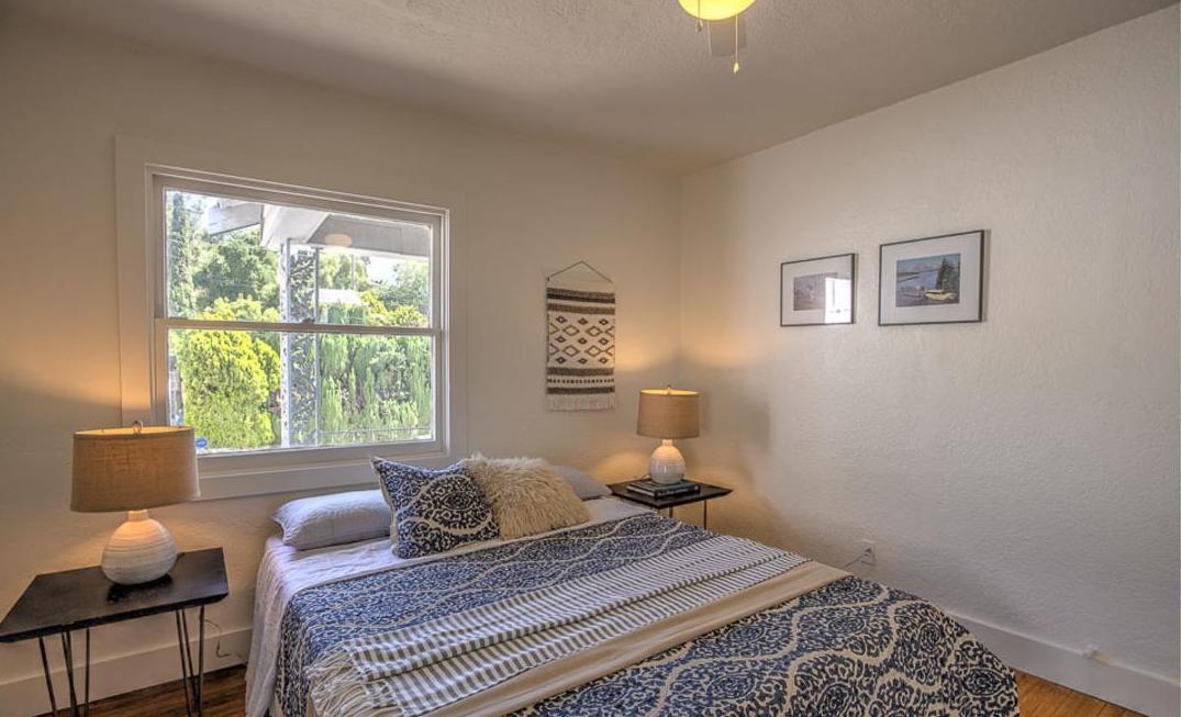 Highland Park, Bungalow, ACME, Real Estate