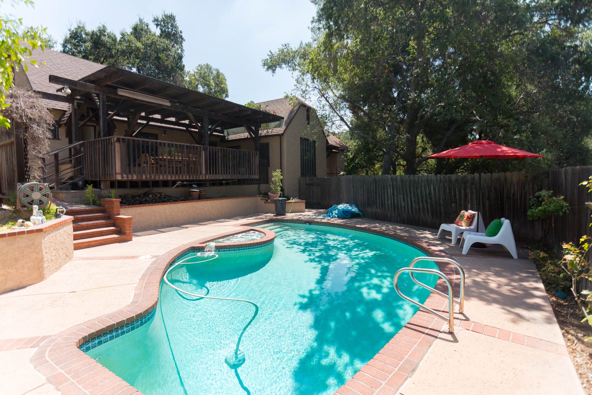 tudorpool20