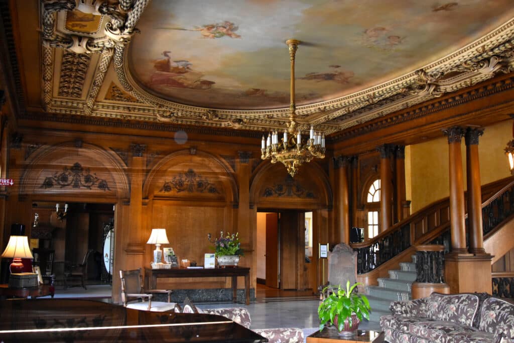 Guasti Villa, West Adams, LA