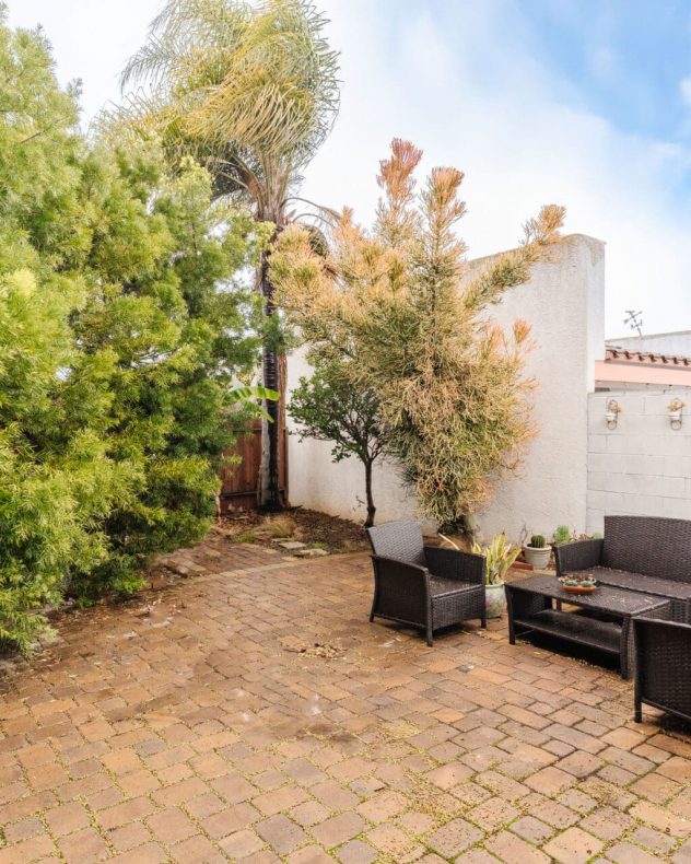 1831_259th_HiRes-14 BACKYARD 2