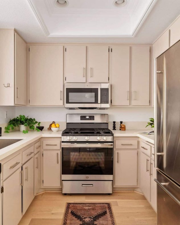 221SOakKnollAve-APT201-www.samwadieh.com-17