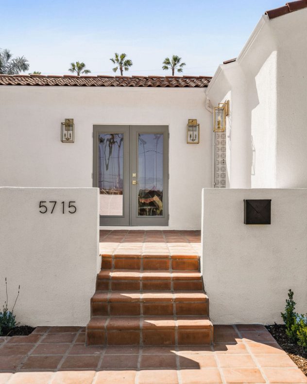 5715SMullenAve-www.samwadieh.com-09