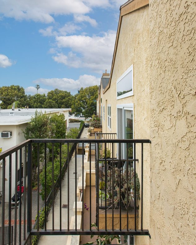 12530 Venice Blvd #9, Mar Vista CA 90066